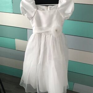 David’s bridal flower girl dress size 12 pit/Pit 12” waist 11” length 30”